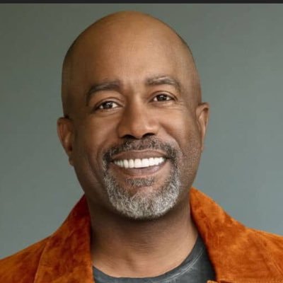 The49percent's profile picture. 🏴‍☠️