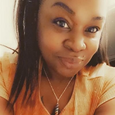 QueenofDA100s's profile picture. A multifarious mind, a delicate heart, and a writers soul Consciously sound Trap advocate/Council/ Business Consultant/ Queen/ Healer🍯 Chi/LA/Africa🇳🇬