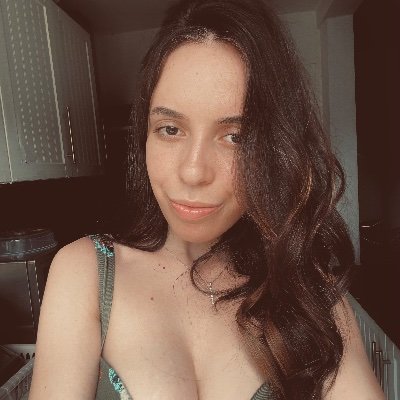 Dorina6001's profile picture.