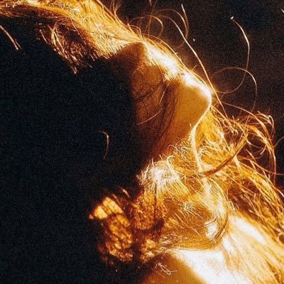 أمشي على هدي البصيرة ربما أعطي الحكاية سيرة شخصية ، حسابي الاحتياط 🪬@Sriill2