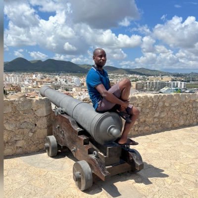 Doctor of Medicine |Portfolio GP| Enjoys 2-3 hour marathons every week | Optimist | All views are my own.
