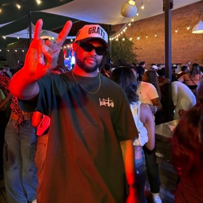 CEO of Distinktive Tradwear Collection Marketing Director for Ashhstudios