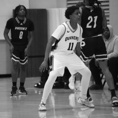 5’8 sophmore 3.1 GPA Lansing Eastern high school |AAU School Days Foundation 16u| elicurtis999@gmail.com