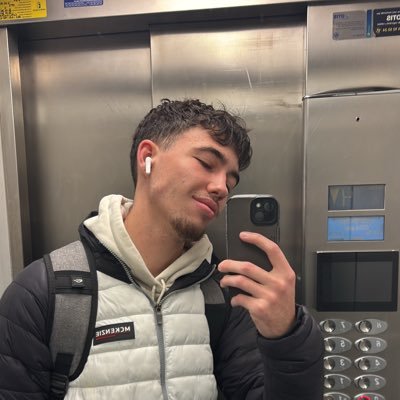 AntonioHM25's profile picture. 