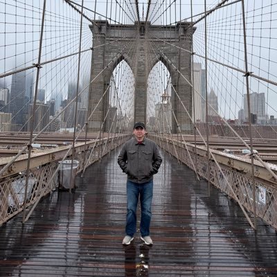 AzizRavshanov1's profile picture. 