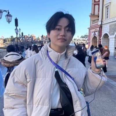 EARLY WING新人声優の菅原あつきです❄️ 趣味は料理とグラス集めと服と怪談とお酒⬇️プロフィールはこちらから!💫⟡.·