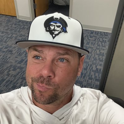 Assistant Softball Coach Iowa Western CC🥎💙🤍🖤 @ReiverSoftball