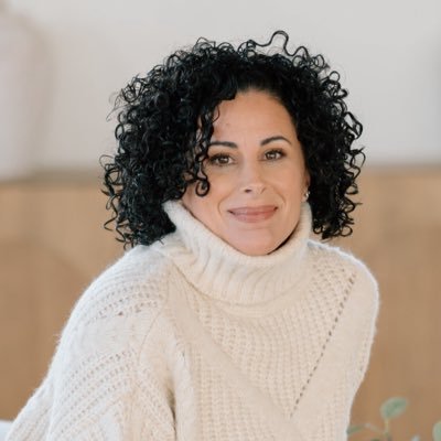 Truth-teller. Life coach. Director @ Kindertown. Real estate agent @REMAX. Helping women own their story. DM for collabs & coaching.