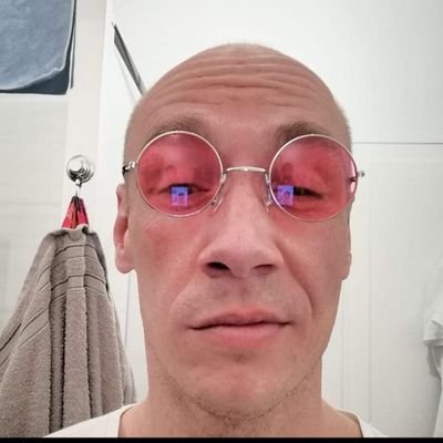 FrankBreuer80's profile picture. Level 44. Gym & gaming. Xbox Series X, Nintendo Switch 2 , Super Famicom, Sega Tower of Power.
Proud dad of 2 beautiful girls.
*It's not a bug, it's a feature*