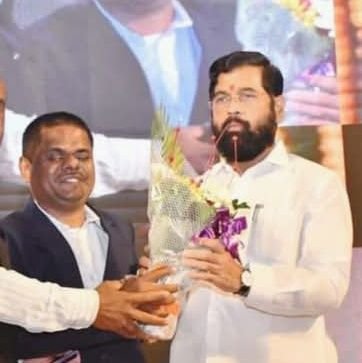 Ashok Athawale
ꜱᴛᴀᴛᴇ ᴠɪᴄᴇ ᴘʀᴇꜱɪᴅᴇɴᴛ ᴍᴀʜᴀʀᴀꜱʜᴛʀᴀ ꜱᴛᴀᴛᴇ ᴅɪꜱᴀʙɪʟɪᴛʏ ᴇᴍᴘʟᴏʏᴇᴇꜱ ᴜɴɪᴏɴ ᴀɴᴅ
ɢᴏᴠᴇʀɴᴍᴇɴᴛ ʀᴇᴄᴏɢɴɪᴢᴇᴅ ᴅɪᴠʏᴀɴɢ ᴋᴀʟʏᴀɴ ꜱᴛᴀᴛᴇ ᴀᴡᴀʀᴅᴇᴇ.