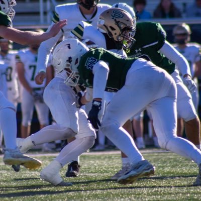 NT 🏈 Class '27 | ILB | 6'0 190 lbs | @newtrierfb | gpa: 4.0 l email: jakepeters410@icloud.com /insta: jakepete18 | https://t.co/PDimcNQisZ