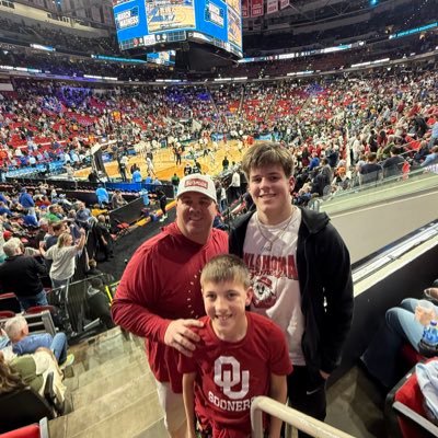 Dad, Husband to @brimmerk, Head Boys 🏀🏌🏽@ Cleveland HS, Athletic Director. Opinions my own.