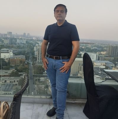 capisces's profile picture. The Golden Touch

Retweets are not Endorsement