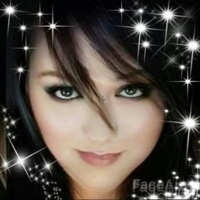 Comic_Qu33n's profile picture. 