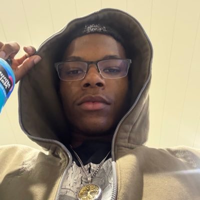 living in a world full thot pockets
