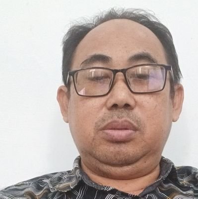 fathoni_kholid's profile picture. 