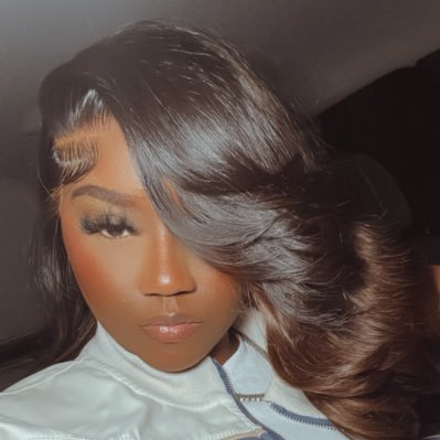 SC: JellaTheStylist | IG: JellaTheStylist ☺️