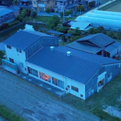香川県のほぼ真ん中、綾川町の(有)福家工務店を拠点に活動するフケコム殺陣部です。公演とか出来る時は「殺陣芝居ユニット FActory」になります。