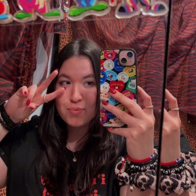 ☆,。・ :*:・゚☆,。・:*: ✯⋆ | LA | Libra ✧ 27 | Daydreaming about Disneyland, Sushi,Halloween, & Iced Coffee | 222 | hopeless romantic | ♡ she/her ♡