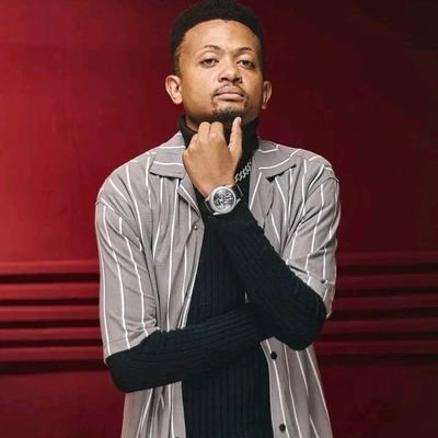 CazanovaLyon's profile picture. Artiste chanteur et analyste