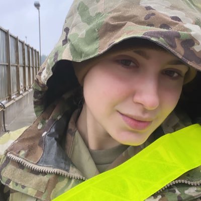 heidi_dancini's profile picture. “Army medic ⚕️ | Saving lives on and off the battlefield .  Chat with me on WhatsApp https://t.co/W6HhFh2wS8