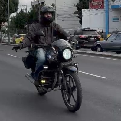 Diegogogo_05's profile picture. 