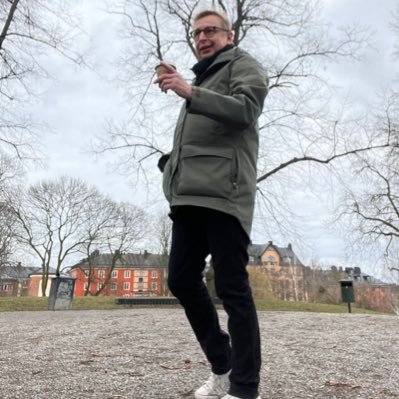 Everything in moderation, including moderation. Henkinen Himankalainen. Arbiter bibendi