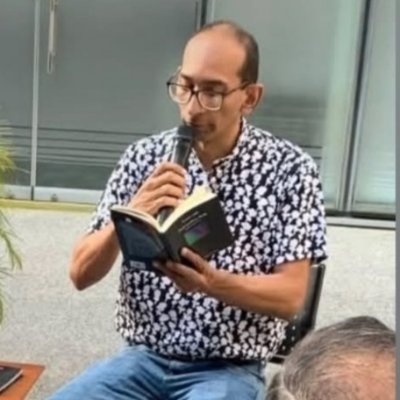 Escritor y docente nacido en Caracas. Mi página de autor: https://t.co/gbr5S8ZEjo.