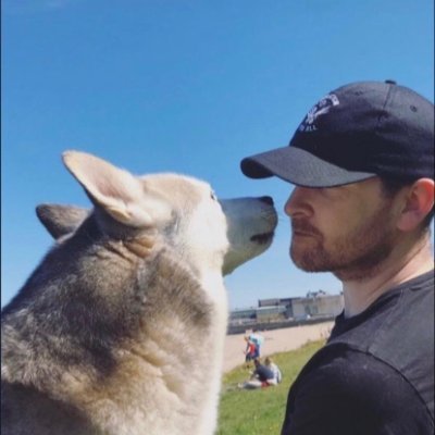 tom_w4ke's profile picture. AI Engineer. Coder SVN RVN. Social Media Marketing. Google Analytics.  Lover of #Doge Dags Dogs & $LYR