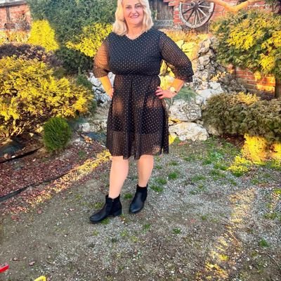 cemrecii121's profile picture. 