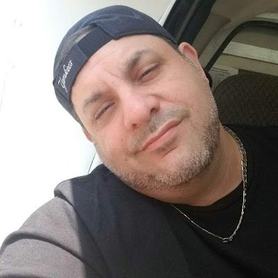 SteveVee212846's profile picture.