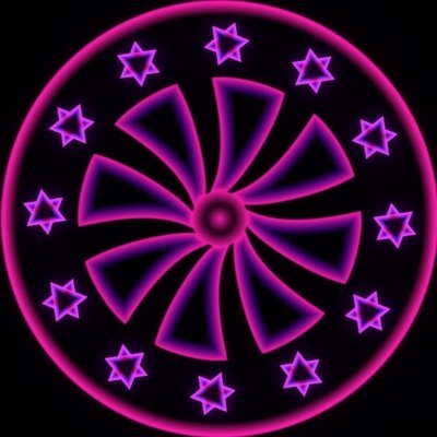 404Dataerr35595's profile picture. 此路向死，或向远方。