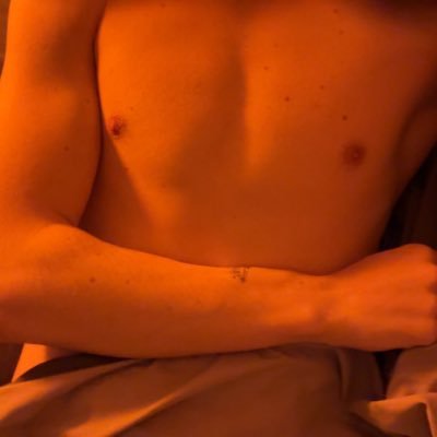 22 | Verse 🫶🏻 | check out my only fans :P, I’ve heard it’s pretty hot https://t.co/jQbV57FYk2