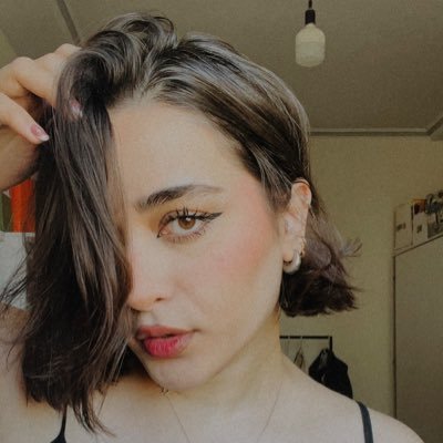 artbycrah's profile picture. 