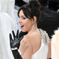 aubrey plaza archive (@plazarchive) 's Twitter Profile