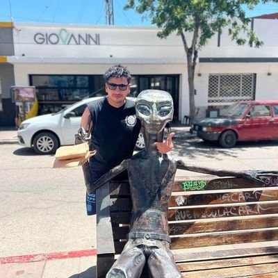 tomsaral's profile picture. Boca. Punkismo.