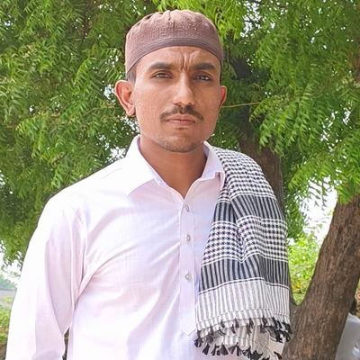 चुप रहने पर भी लोग जल जाते हैं,,
हम अपनी खामोशी में भी वह तासीर रखतें हैं.!!