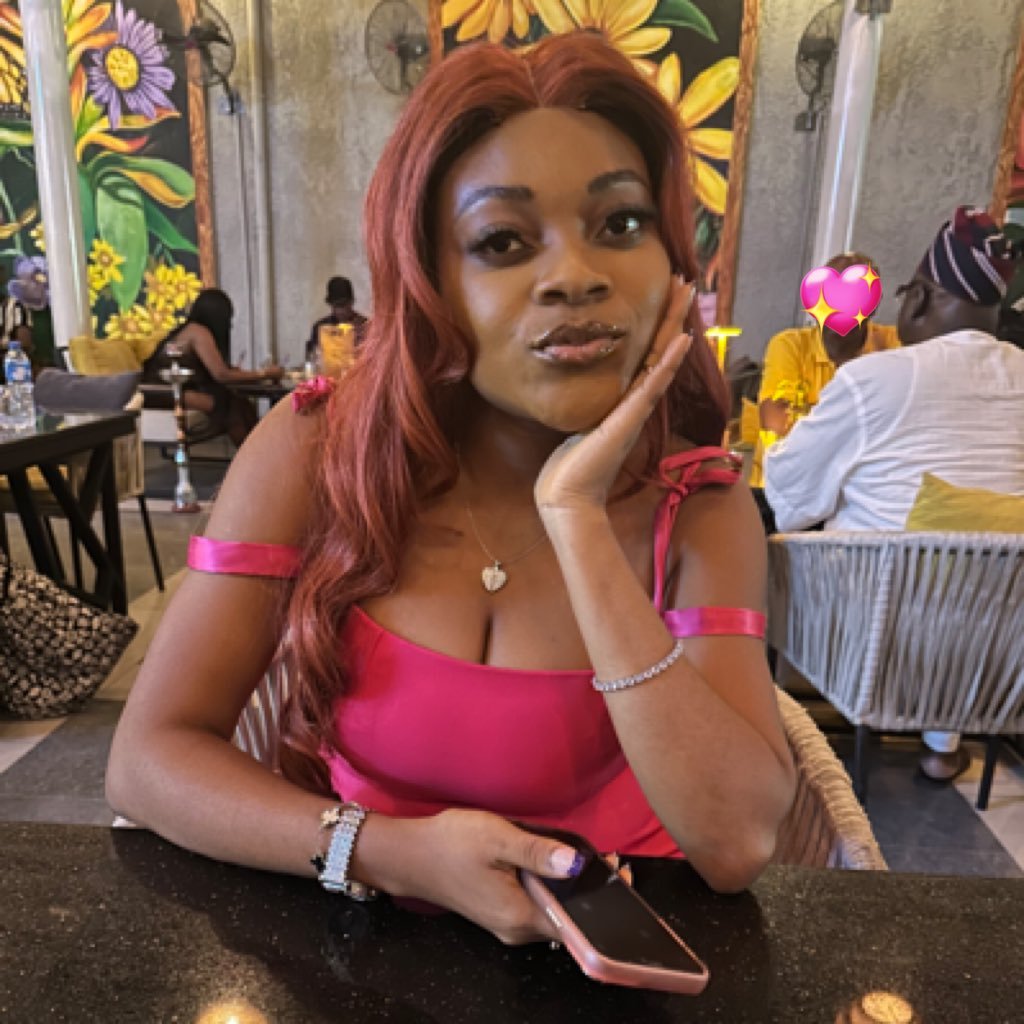 Ericamaryediwe's profile picture. Fashion designer| Product designer UI/UX |Ankara/Senator wears Vendor| | Web3 enthusiasts 📈woman in tech 👩🏽‍💻…