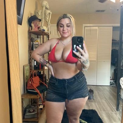 I like your intelligence, kindness, humor, and good looks. No sense dwelling on the negative🍓🍓