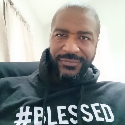 Adrian B. Brownさんのプロフィール画像