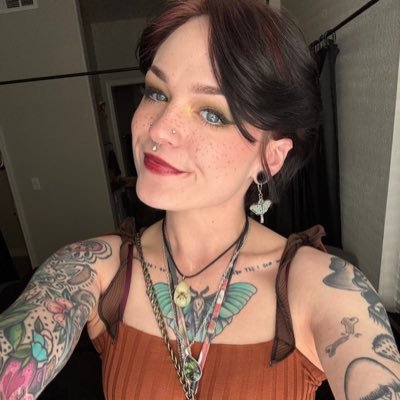 24 | bisexual | (she/they) | aries ☼ capricorn☽ libra ↑ cashapp: $jcrooks13