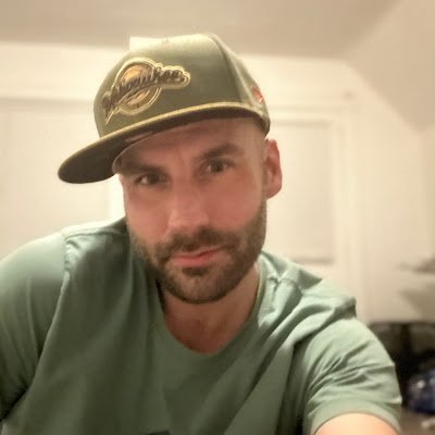 zmllh33's profile picture. 20 | CS2 | Edging | Hustler | Sigma Grindset | North Korean Ambassador