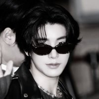 َ (@simjaexun) 's Twitter Profile