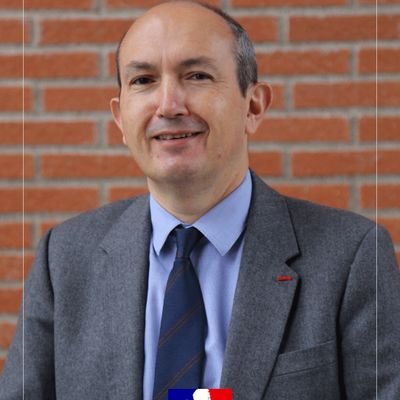 Recteur de l'académie de Toulouse. Ancien recteur académie de Clermont-Ferrand (2019-25).
Né à Vannes, normalien, agrégé d'espagnol, Professeur des Universités.