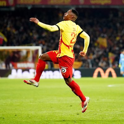le_lensoi's profile picture. grand fan de lens depuis petit ❤️💛⛏️