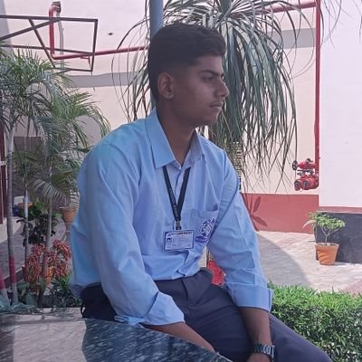 rishavSingh_43's profile picture. Students😈🦅💥