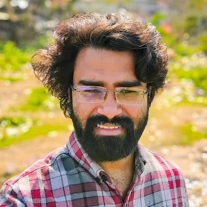 yayavarhoon's profile picture. Business Journalist at @jagrannews | Previous- @News18India @aajtak @DainikBhaskar (NNR) | Writer | Photographer | Traveler | Tweets are personal.