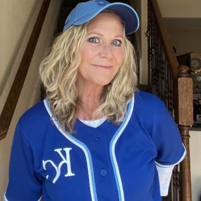 Mom | Educator | Never stop learning because life never stops teaching. #ChiefsKingdom #EMAW #Royals #KCBaby #Swiftie