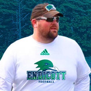 Tight Ends & Asst. OL Coach @EndicottFB | Recruiting: Worcester & Norfolk County MA | Endicott College M'21 | Assumption University ‘17 #BeachBall #GULL2EA5ON