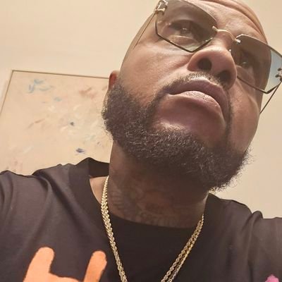 ALL THINGS LAKERS! 💜 💛 💜💛 Unless you giving me something stay out my DM!#Lakeshow #LA #17TIMES #MOSTHATED #GetUsedToIt #RuletheJungle